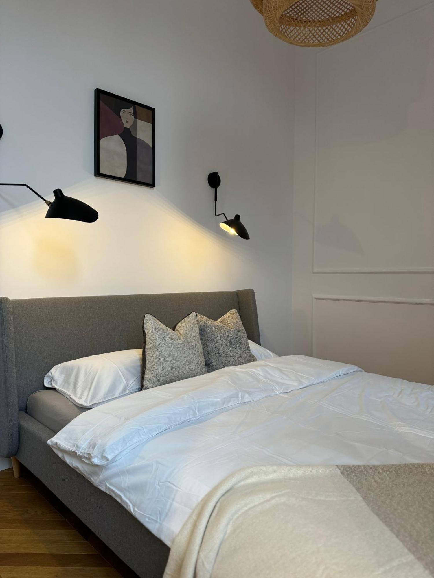 Wilson Apartment *